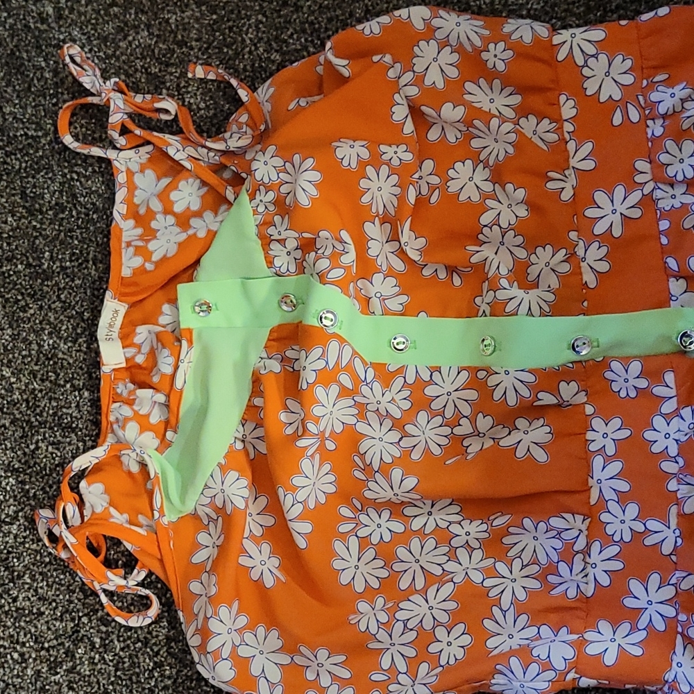 Romper - Picture 2 of 3